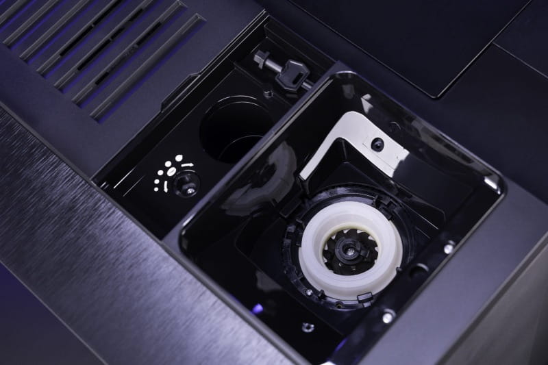 X85_04.jpg